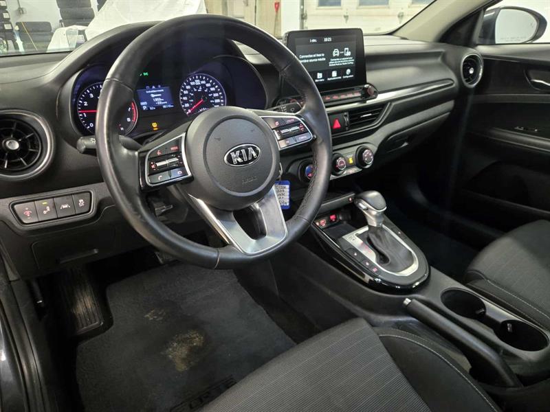 kia Forte 2019 - 11