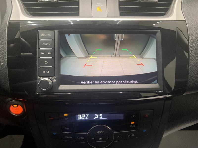 nissan Sentra 2019 - 12