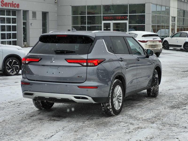 mitsubishi Outlander 2024 - 3