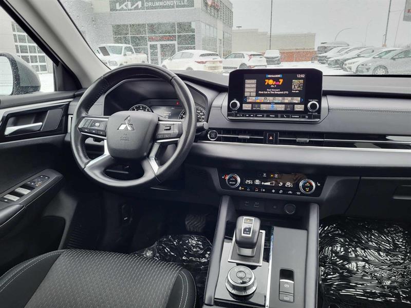 mitsubishi Outlander 2024 - 8