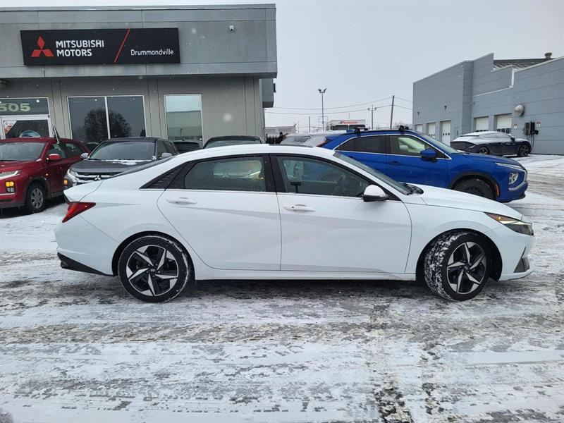 hyundai Elantra 2021 - 2