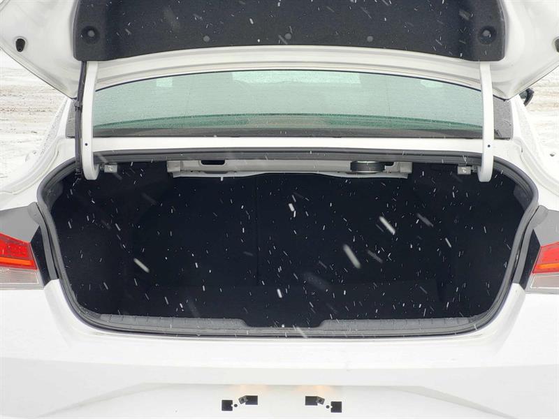 hyundai Elantra 2021 - 19