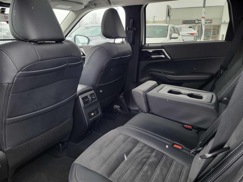 mitsubishi Outlander 2024 - 18