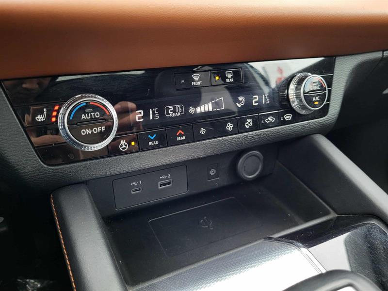 mitsubishi Outlander 2024 - 17