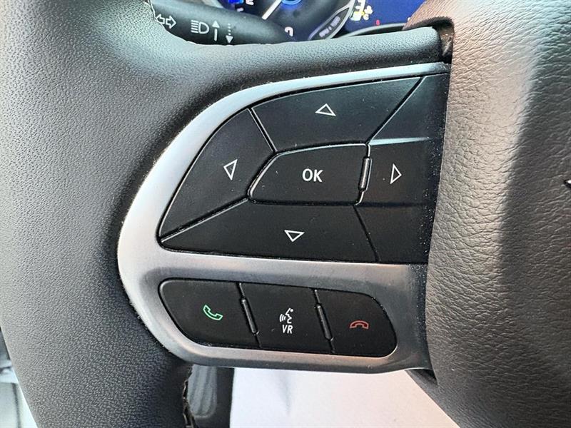 chrysler Pacifica 2024 - 15