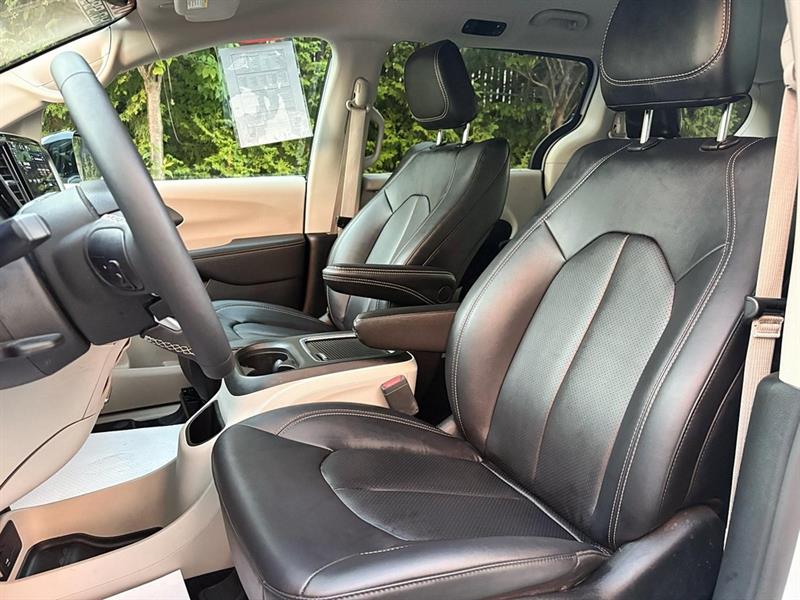 chrysler Pacifica 2024 - 25