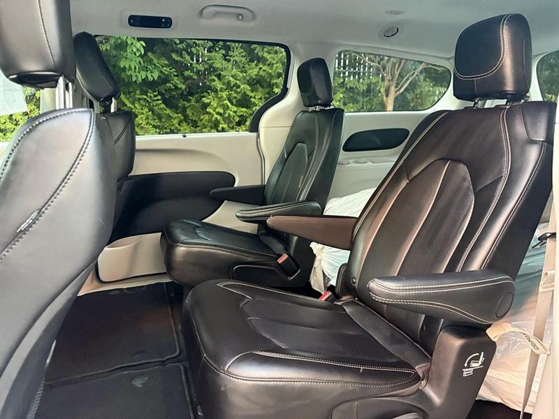 chrysler Pacifica 2024 - 26