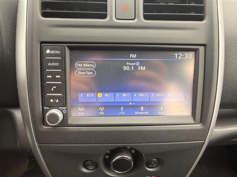 nissan Versa Note 2019 - 17