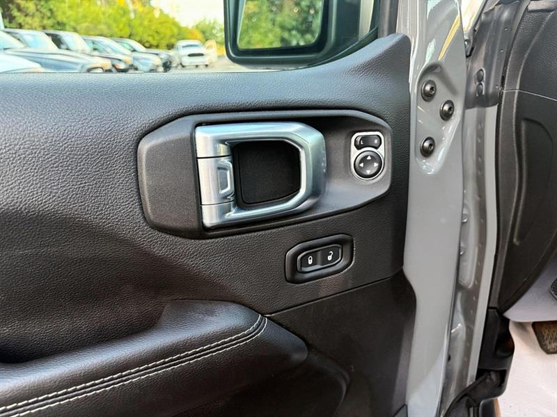 jeep Wrangler 2022 - 13