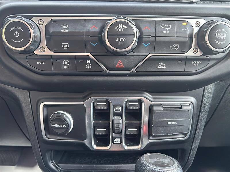 jeep Wrangler 2023 - 22