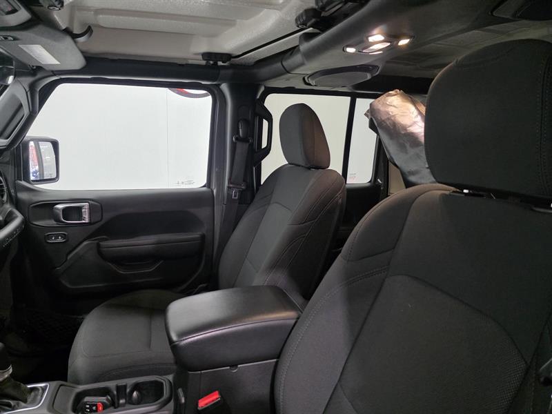 jeep Wrangler 2022 - 17