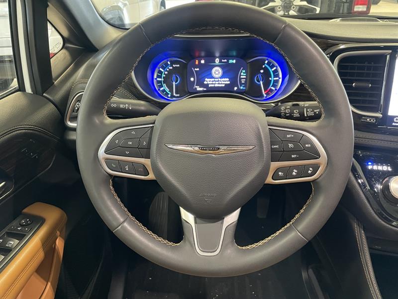 chrysler Pacifica Hybrid 2023 - 13