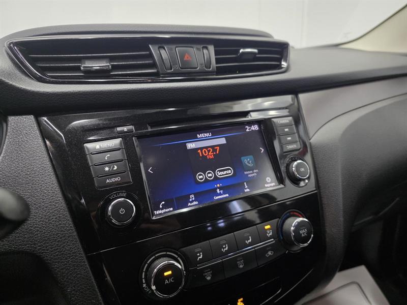 nissan Qashqai 2020 - 17