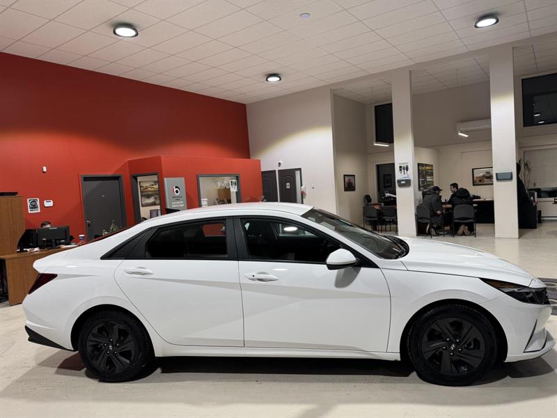 hyundai Elantra 2023 - 8