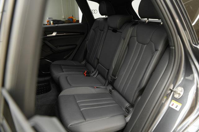 audi Q5 2022 - 27