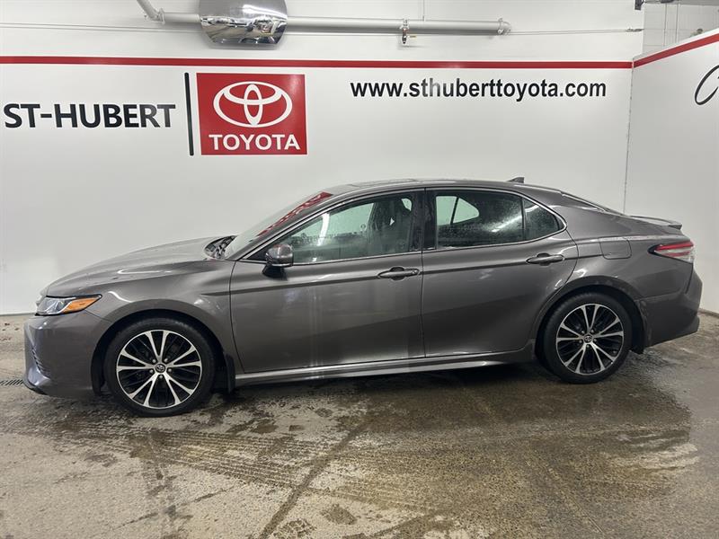 toyota Camry 2018 - 2