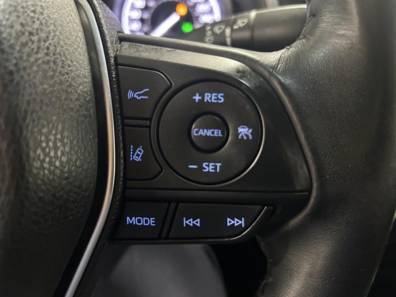 toyota Camry 2018 - 19