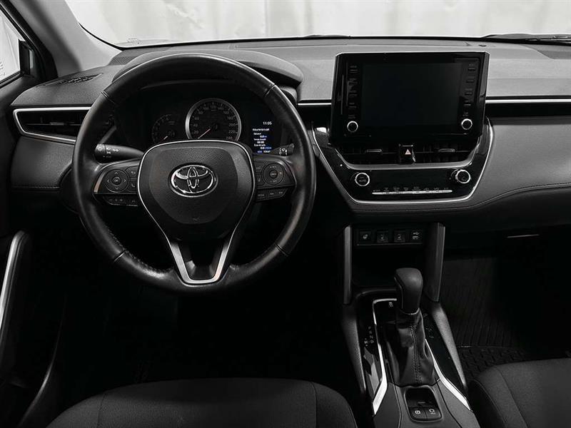 toyota Corolla Cross 2022 - 26