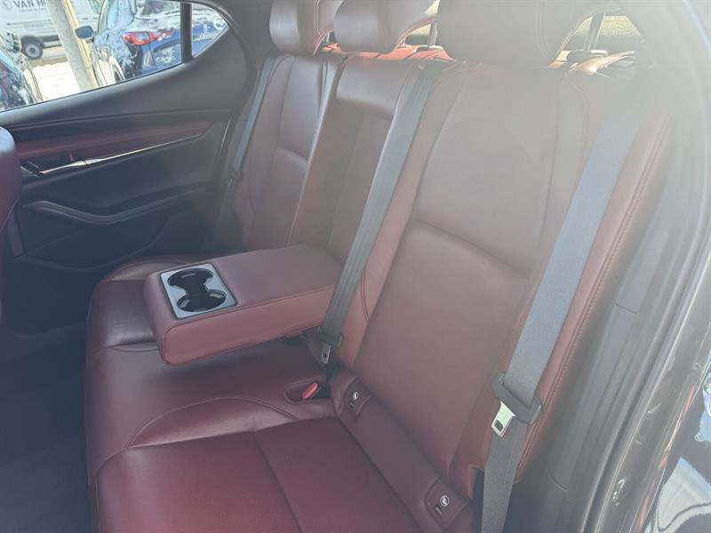 mazda Mazda3 Sport 2023 - 32