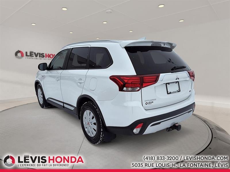 mitsubishi Outlander 2020 - 11