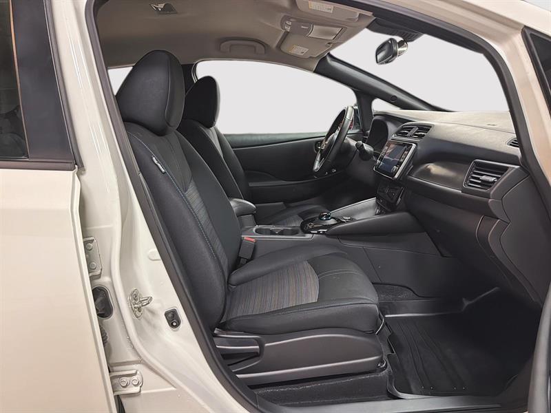 nissan LEAF 2023 - 8