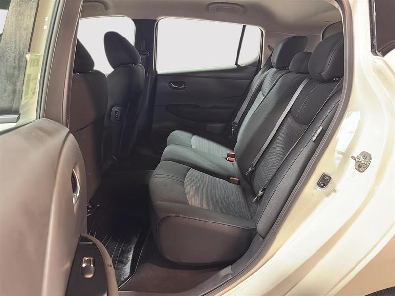 nissan LEAF 2023 - 9