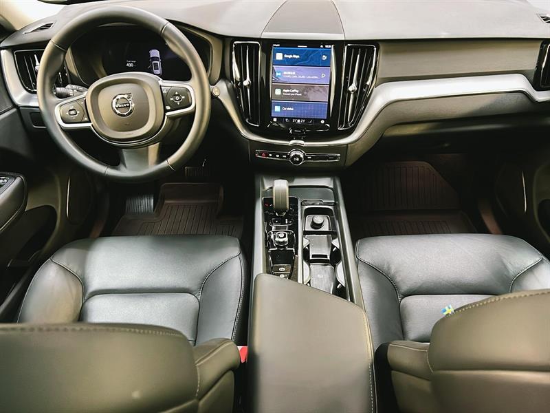 volvo XC60 2025 - 12