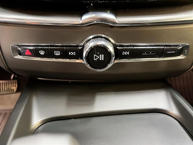 volvo XC60 2025 - 17