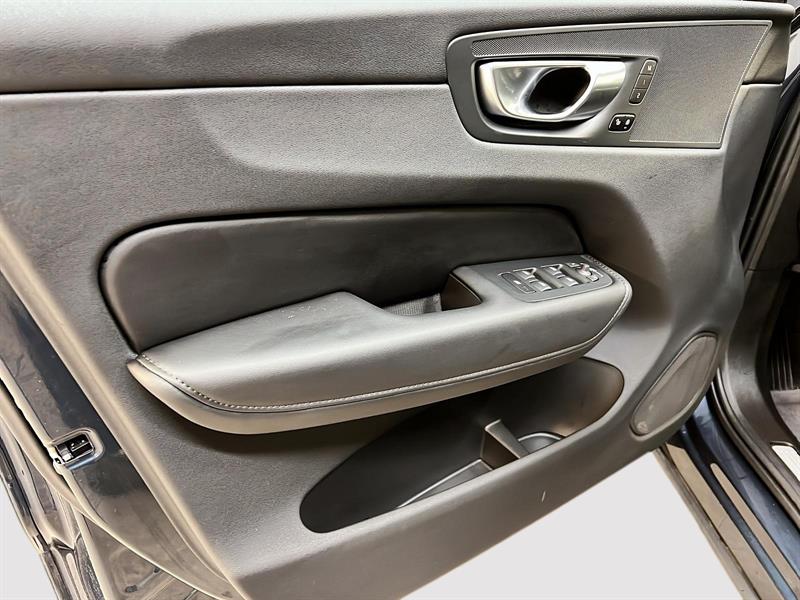 volvo XC60 2025 - 26