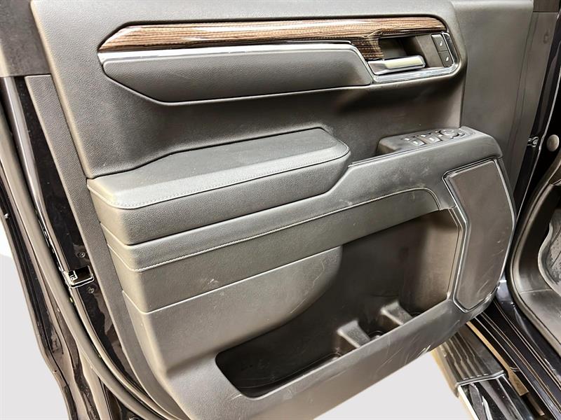 chevrolet Silverado 1500 2024 - 24