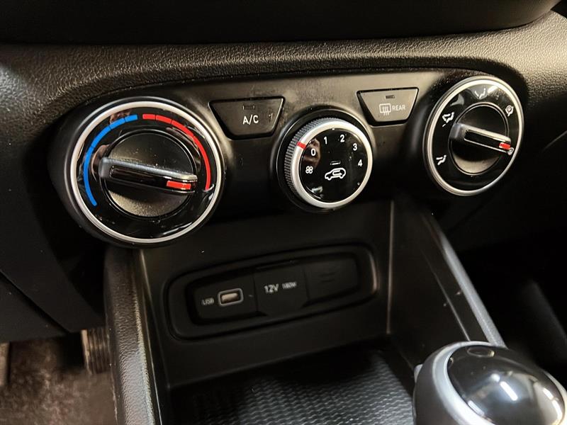 hyundai Venue 2022 - 14