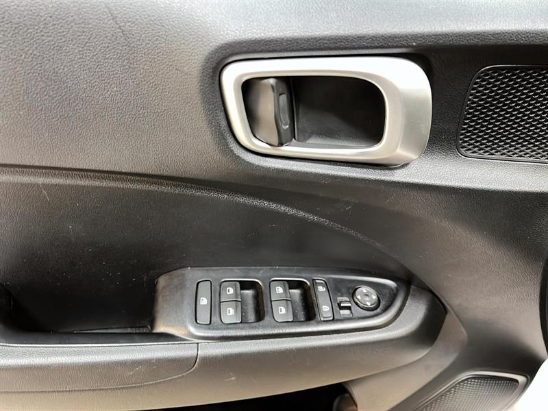 hyundai Venue 2022 - 21