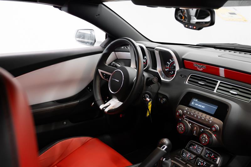 chevrolet Camaro 2011 - 13