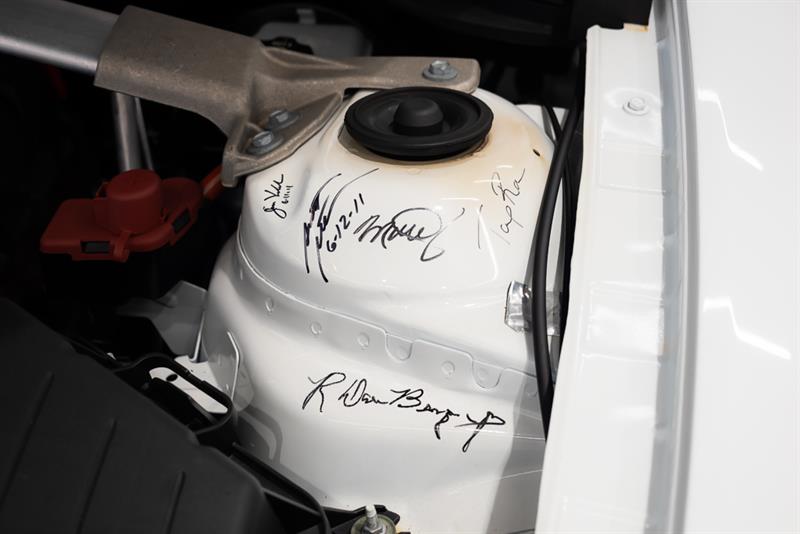 chevrolet Camaro 2011 - 29