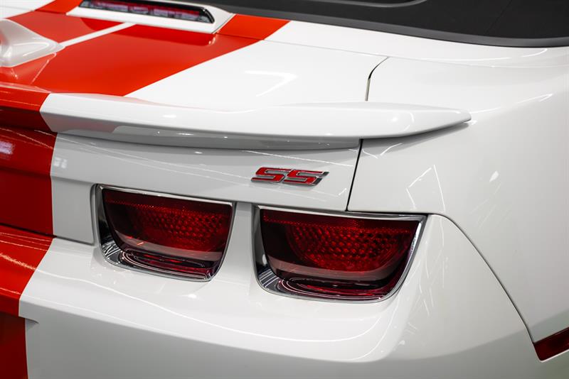 chevrolet Camaro 2011 - 32