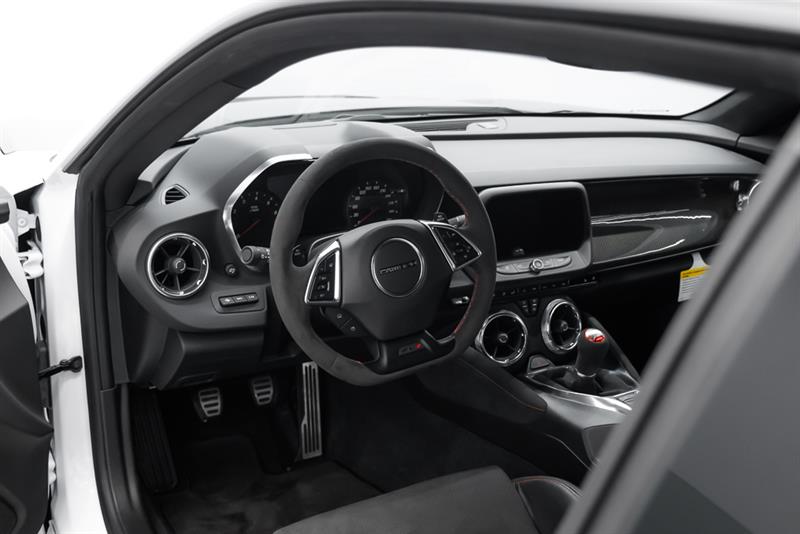 chevrolet Camaro 2018 - 17