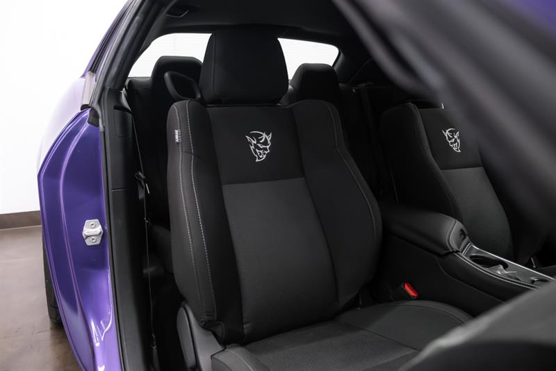 dodge Challenger 2018 - 19