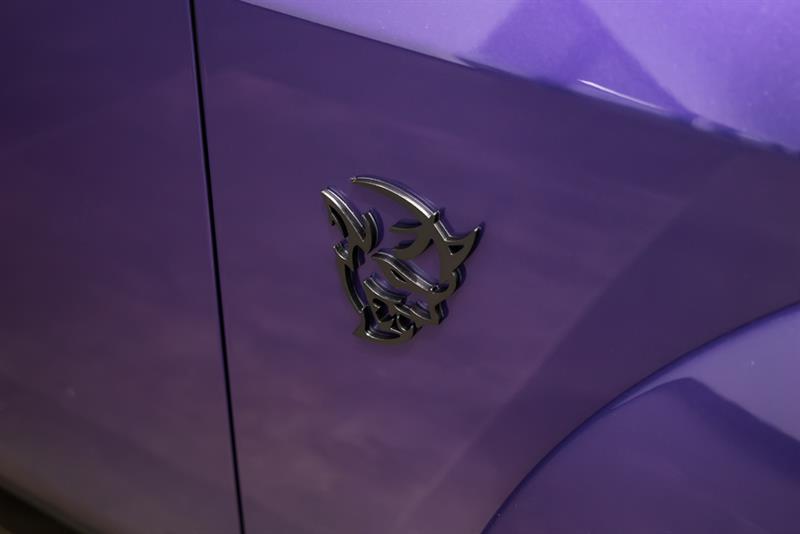 dodge Challenger 2018 - 21