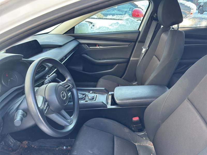 mazda Mazda3 2023 - 11