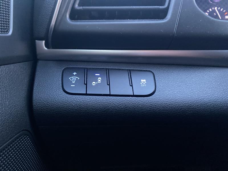 hyundai Elantra 2020 - 13