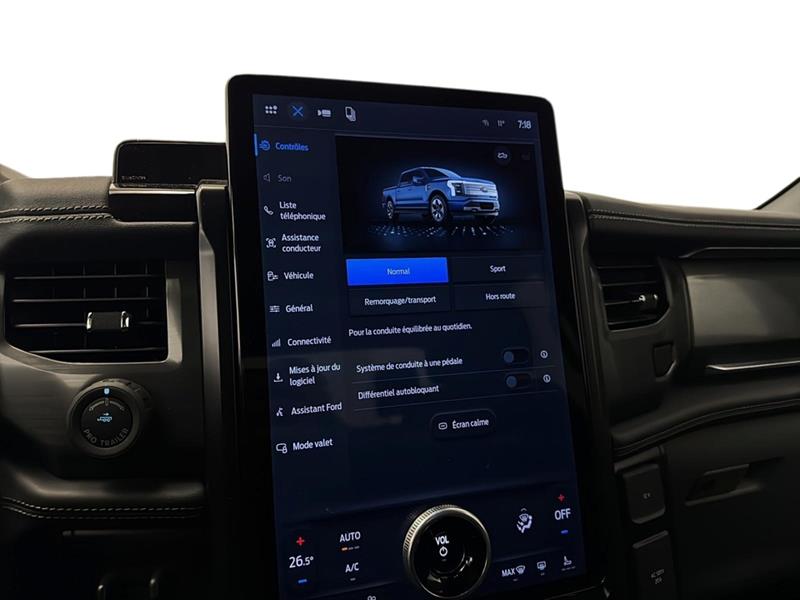 ford F150 LIGHTNING XLT 2024 - 24