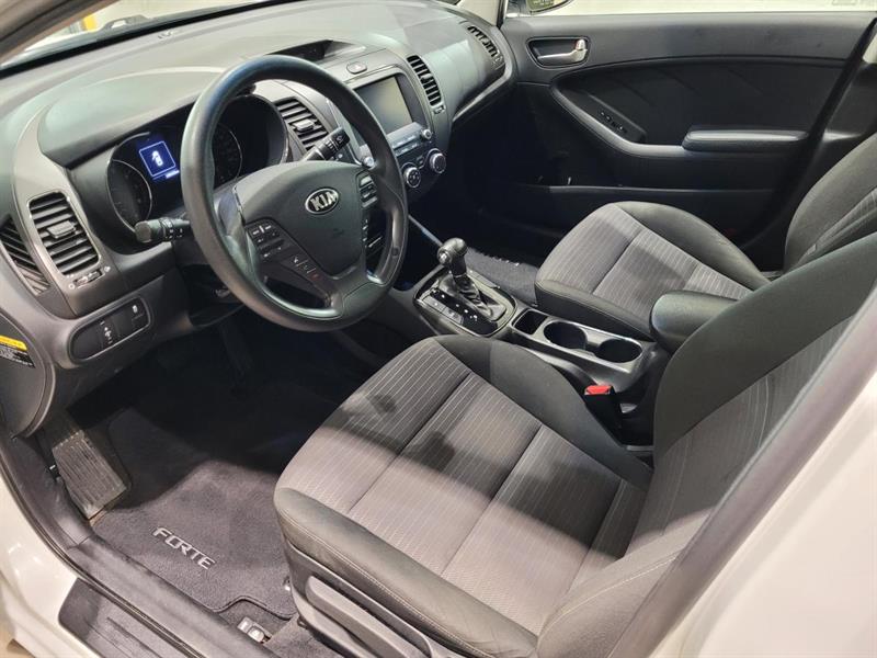 kia Forte 2018 - 6