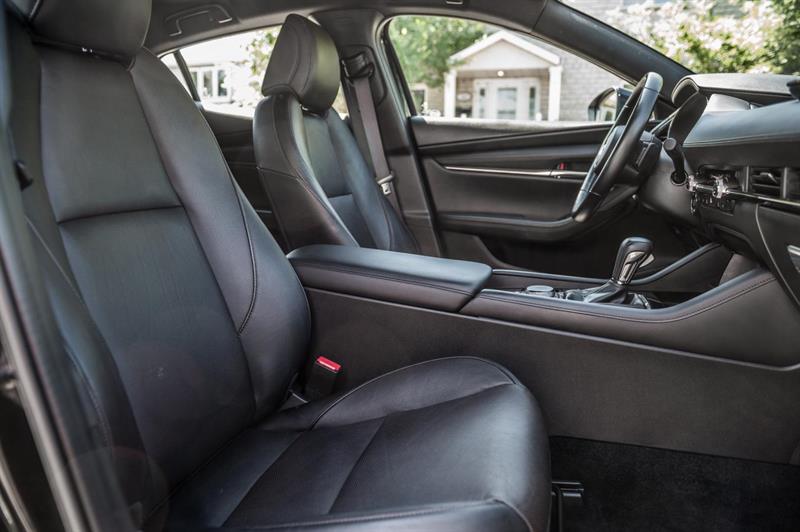 mazda Mazda3 Sport 2023 - 35