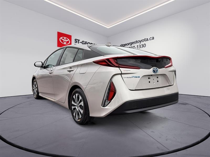 toyota Prius Prime 2020 - 13