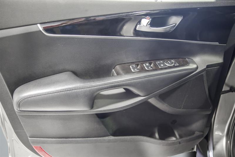 kia Sorento 2017 - 11