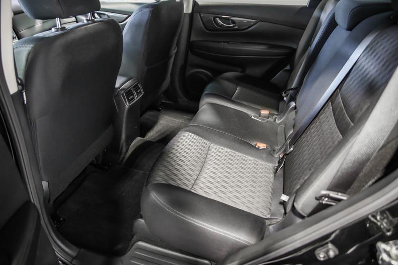 nissan Rogue 2020 - 24