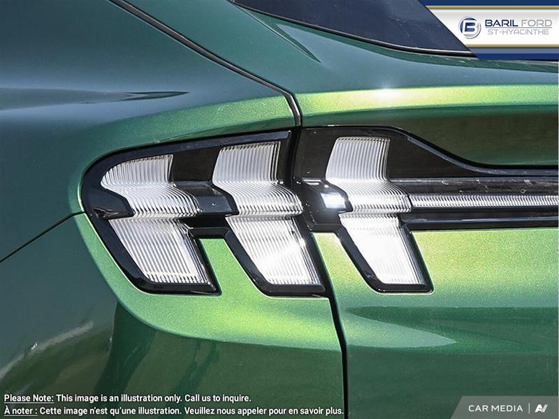 ford Mustang Mach-E 2025 - 12