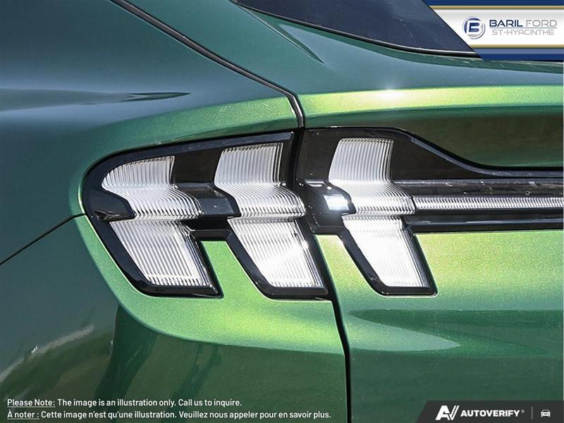 ford Mustang Mach-E 2025 - 12