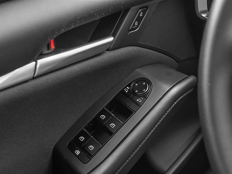 mazda Mazda3 Sport 2025 - 16