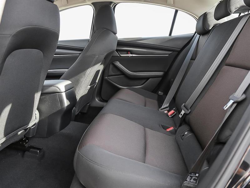 mazda Mazda3 2025 - 21